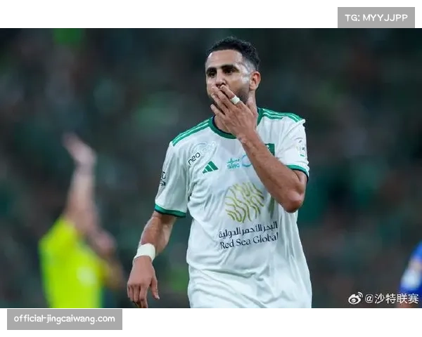 阿尔及利亚马赫雷斯35岁仍关键 阿穆拉预选赛10球闪耀